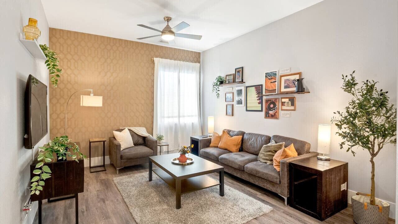 Photo of Livingroom in Golden