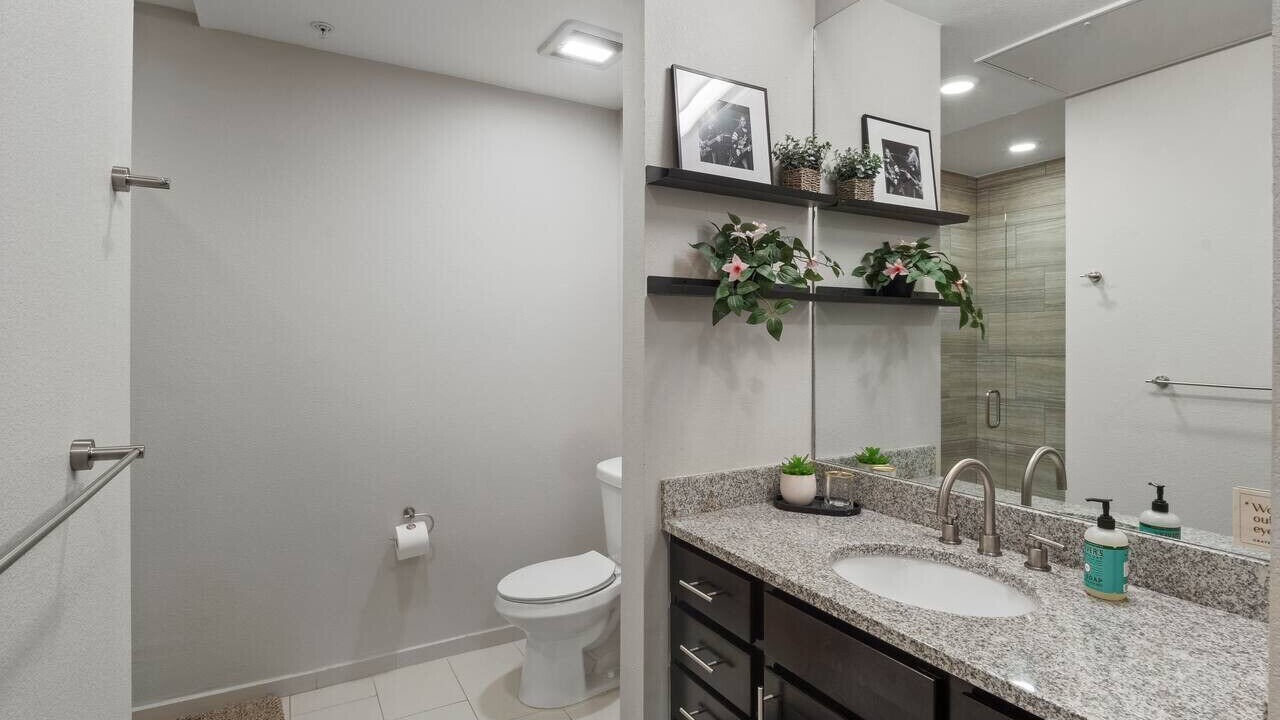 Photo of Bathroom in Golden