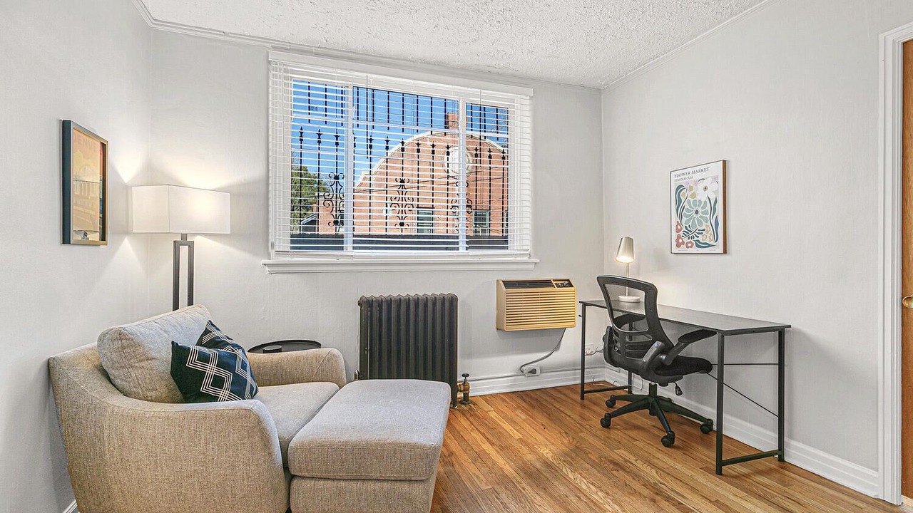 Photo of Livingroom in Congress Park