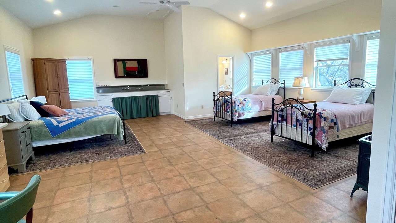Photo of Bedroom in Lakewood