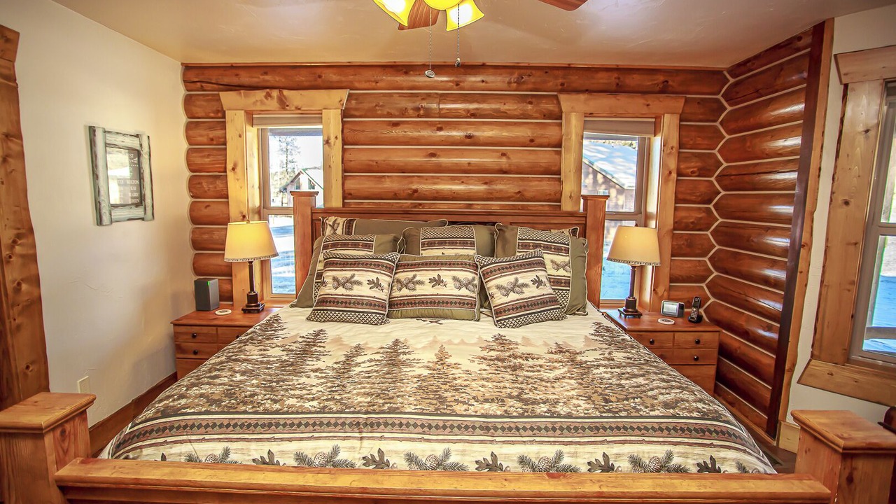 Photo of Bedroom in San Juan River Village