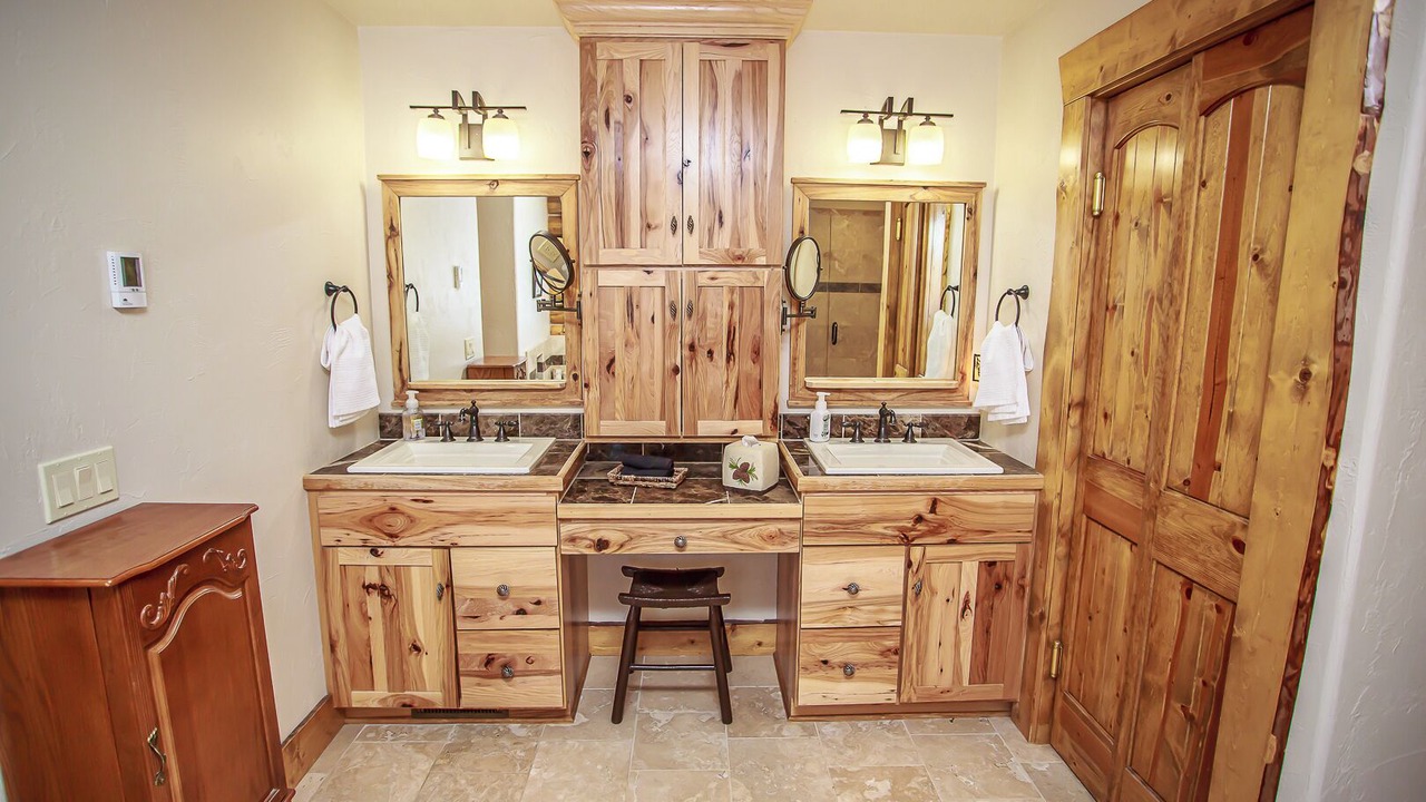 Photo of Bathroom in San Juan River Village