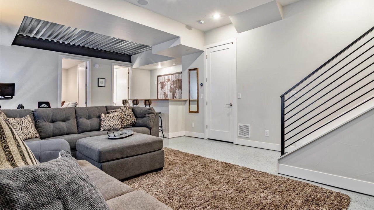 Photo of Livingroom in Highland