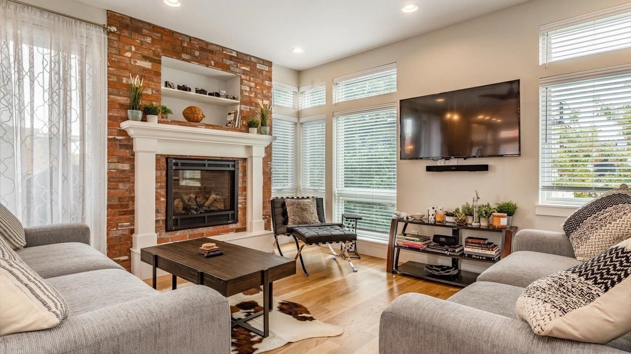Photo of Livingroom in Highland