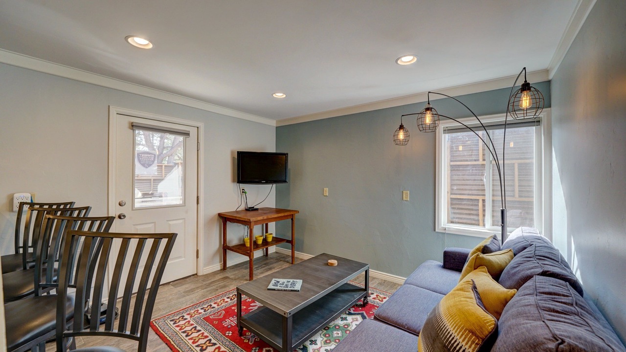 Photo of Livingroom in Howard