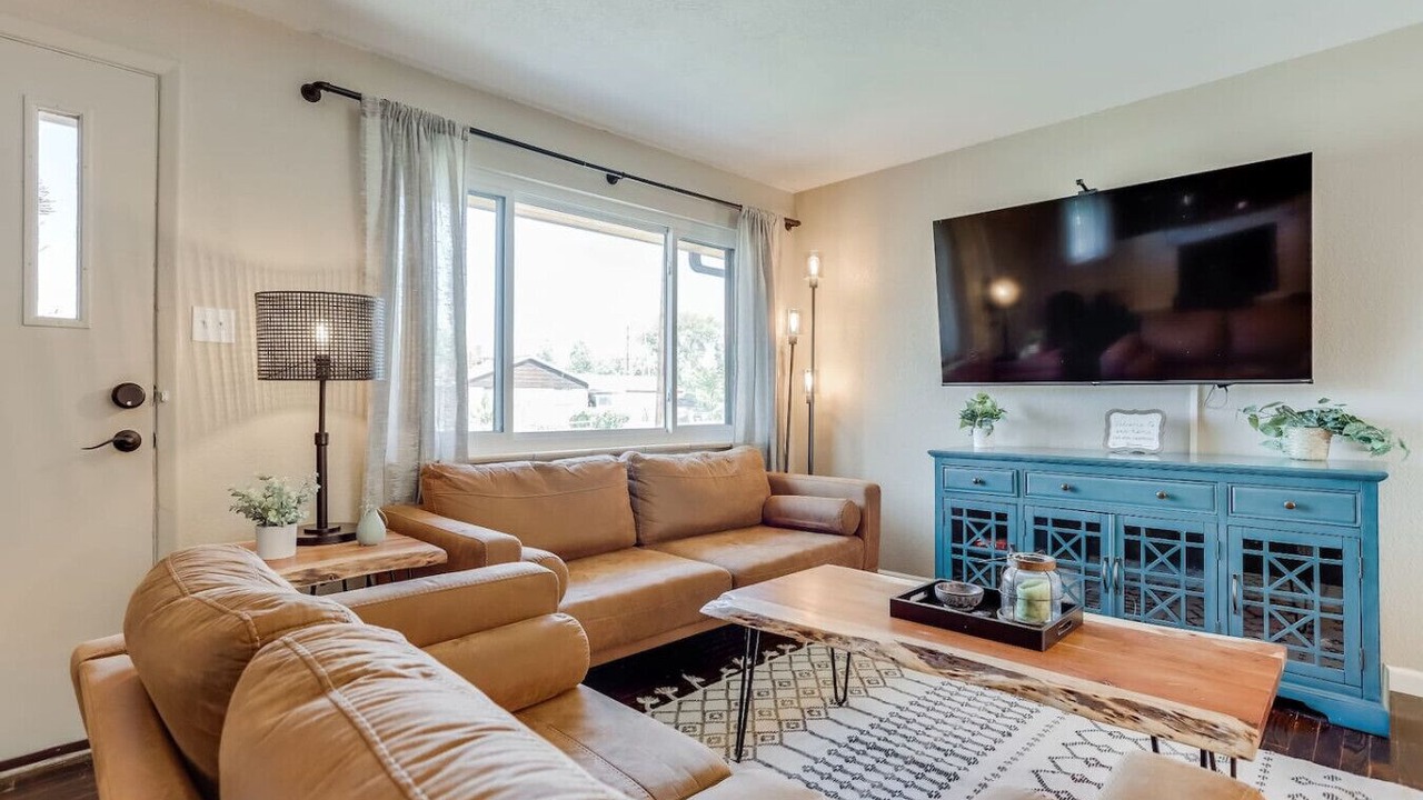 Photo of Bedroom in Dupont