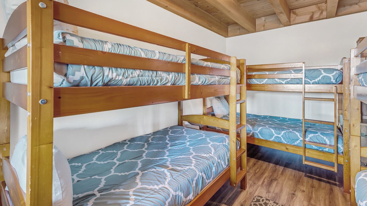 Photo of Bedroom in Glenwood Springs