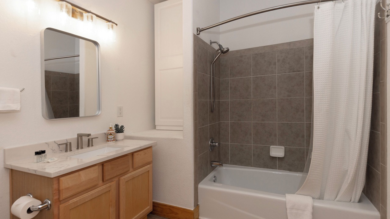 Photo of Bathroom in Dillon