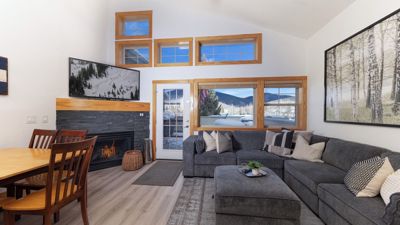 Photo of Livingroom in Dillon