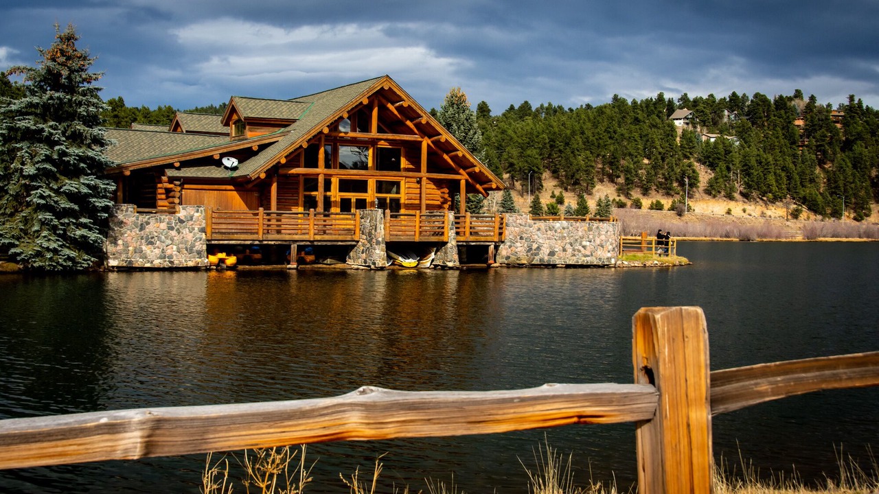 Photo of Outdoor in Evergreen Meadows