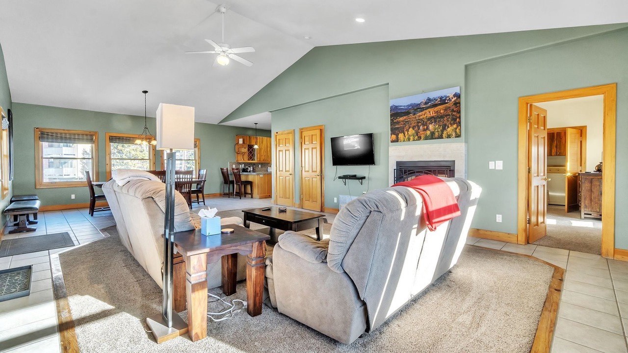 Photo of Livingroom in Dillon