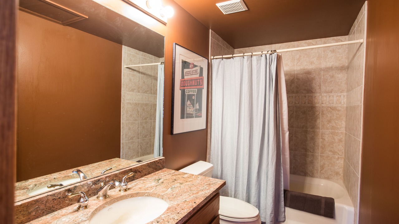Photo of Bedroom in Edwards