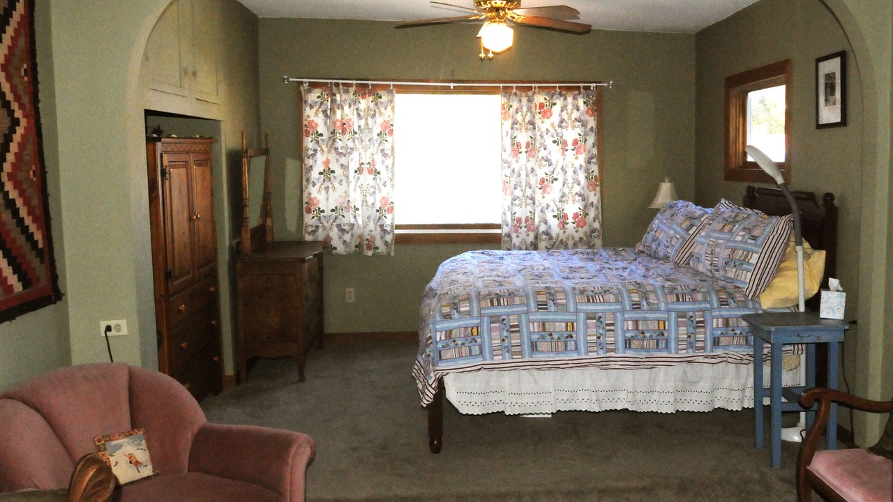 Photo of Bedroom in Glenwood Springs