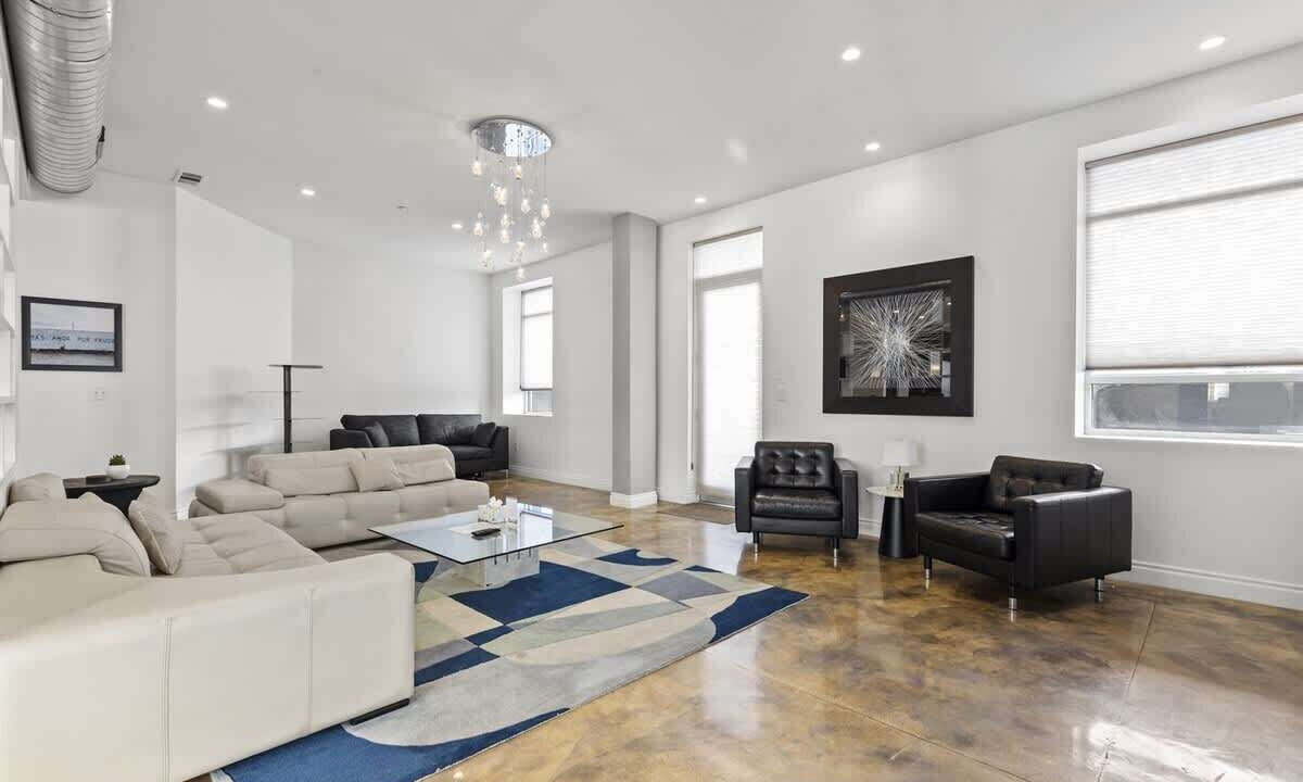 Photo of Livingroom in Downtown Denver