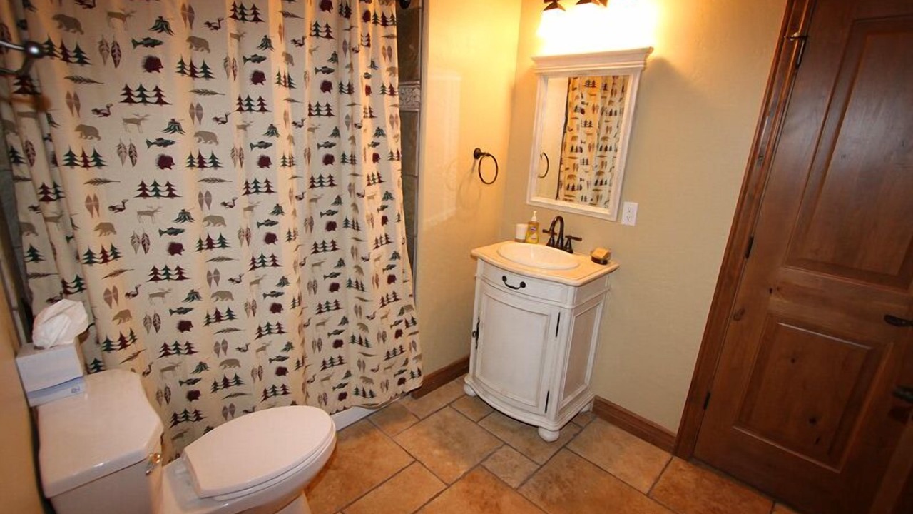 Photo of Bathroom in Fraser