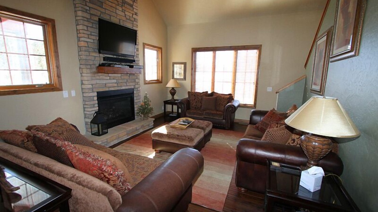 Photo of Livingroom in Fraser