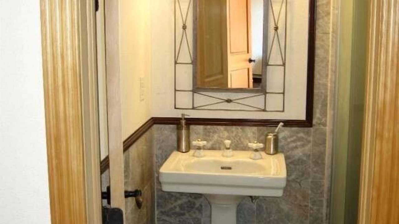 Photo of Bathroom in Five Points