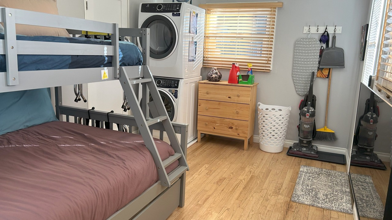 Photo of Bedroom in Regis