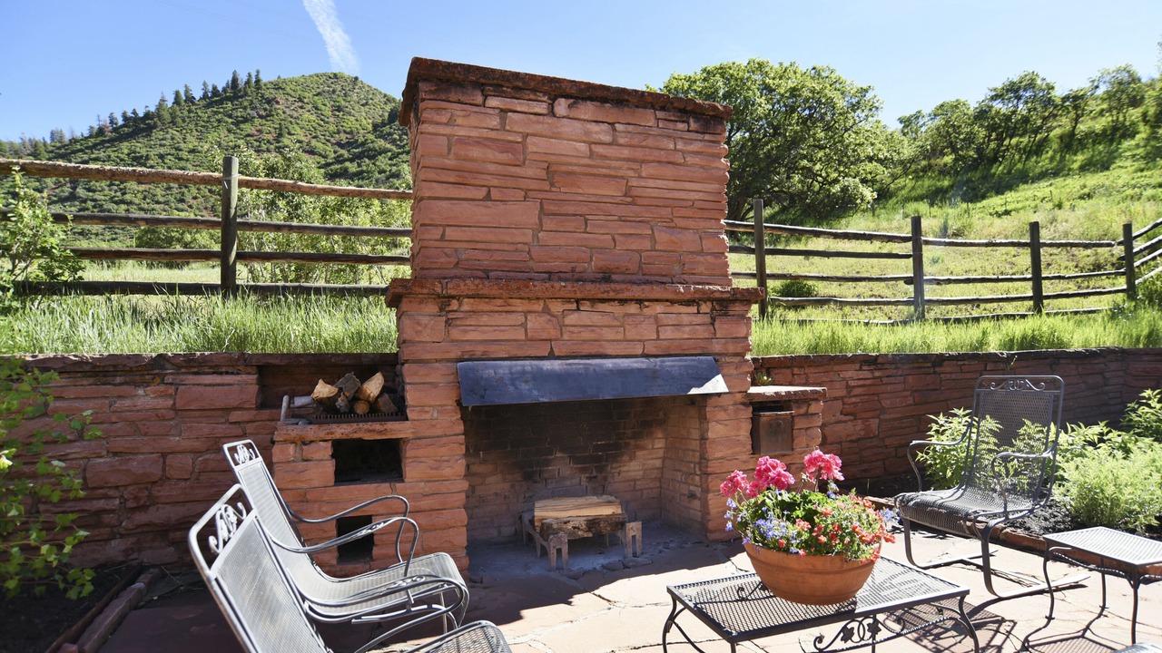 Photo of Livingroom in Basalt