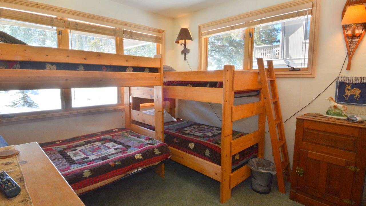 Photo of Bedroom in Mountain House