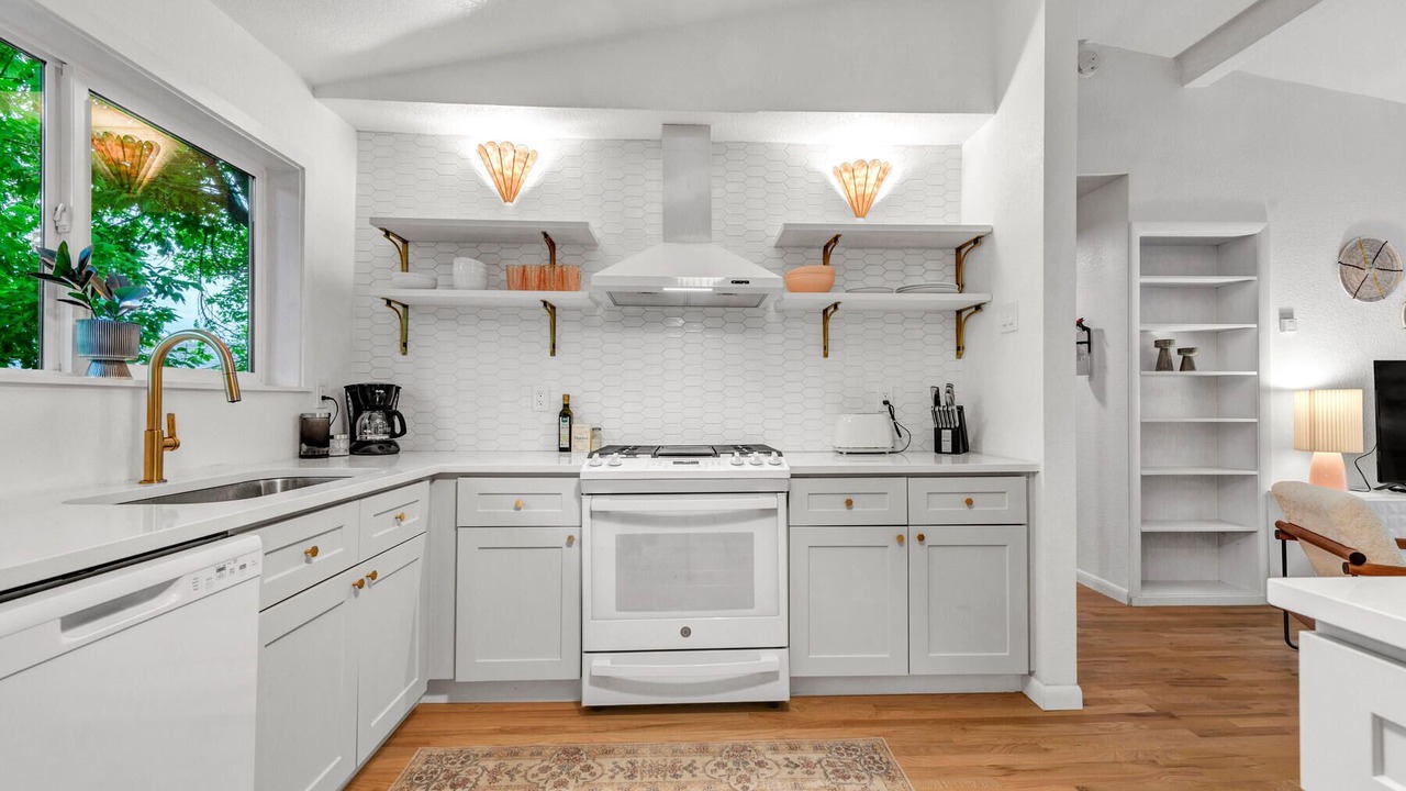 Photo of Kitchen in Newlands