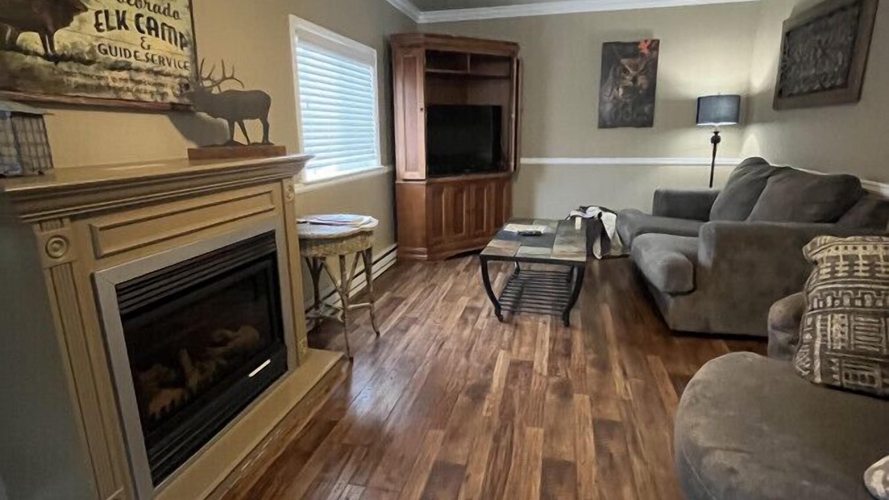 Photo of Livingroom in Estes Park