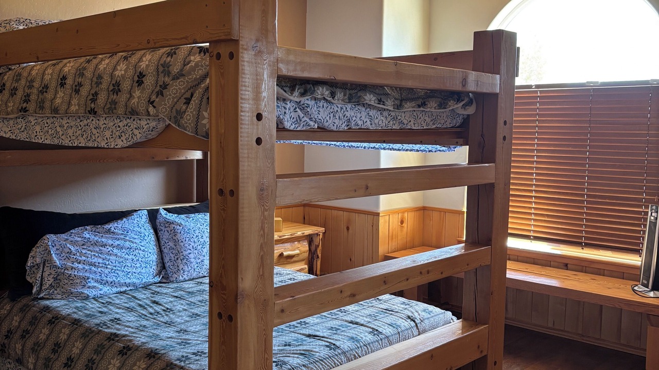 Photo of Bedroom in Pagosa Springs