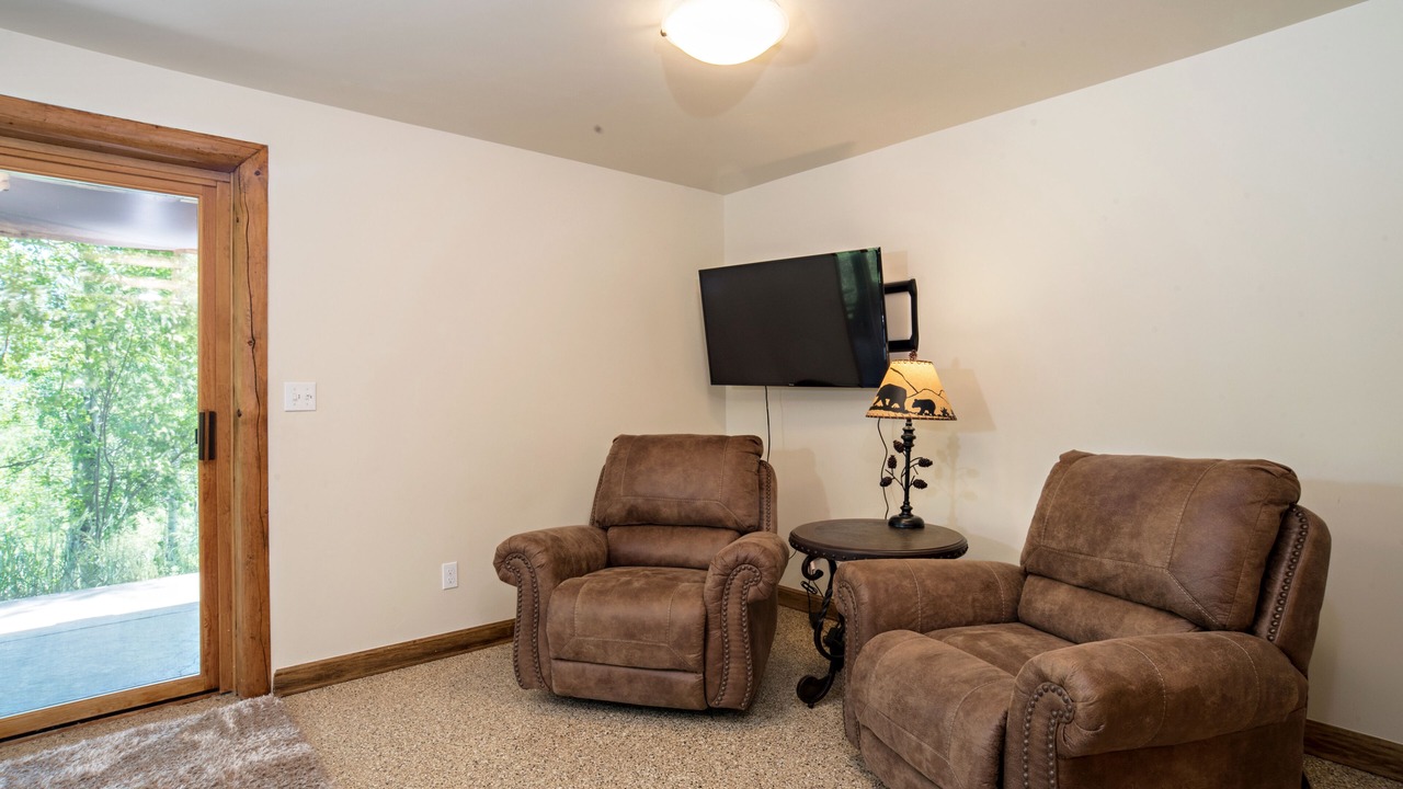 Photo of Bedroom in Basalt