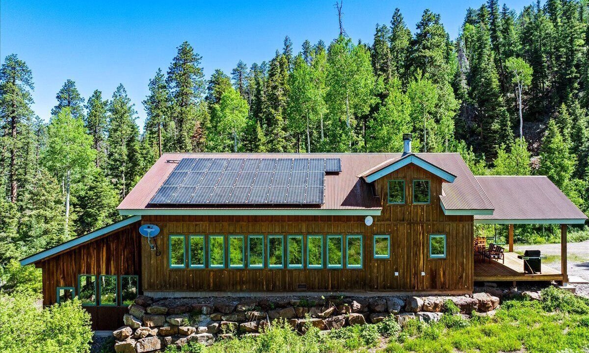 Photo of Outdoor in Columbine Lake