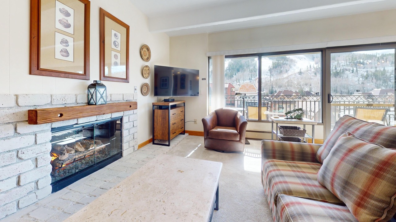 Photo of Livingroom in Vail