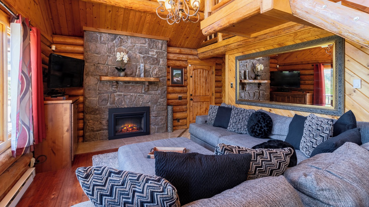 Photo of Livingroom in Carriage Hills