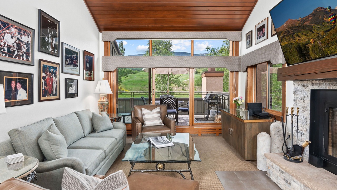 Photo of Livingroom in Snowmass Village