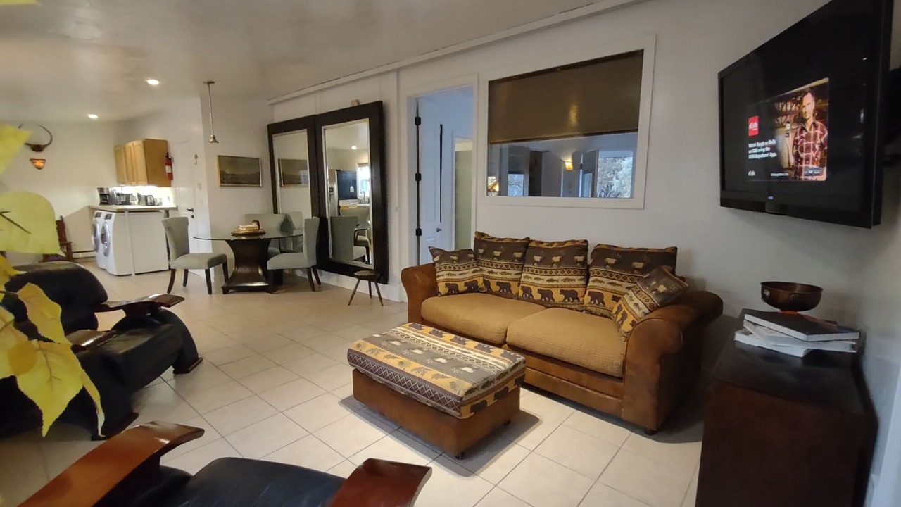 Photo of Livingroom in Carbondale