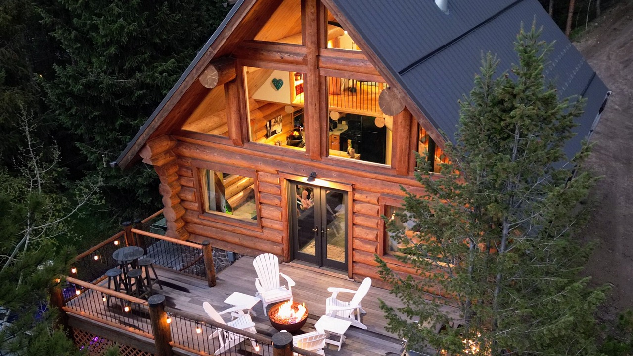 Photo of Outdoor in Black Hawk