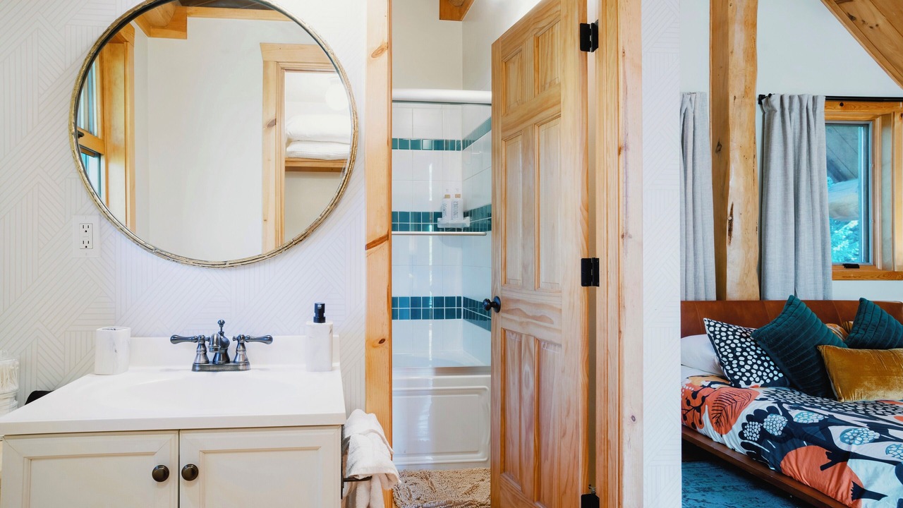Photo of Bathroom in Black Hawk