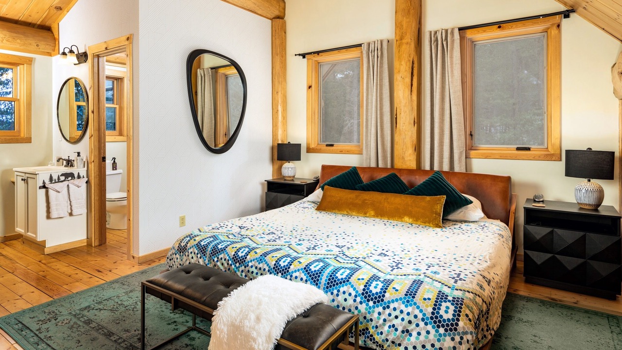 Photo of Bedroom in Black Hawk
