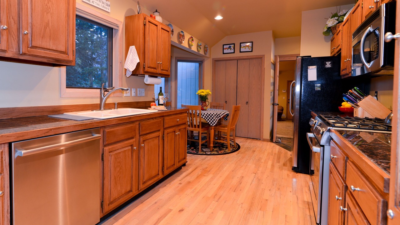 Photo of Kitchen in Warrior's Mark West