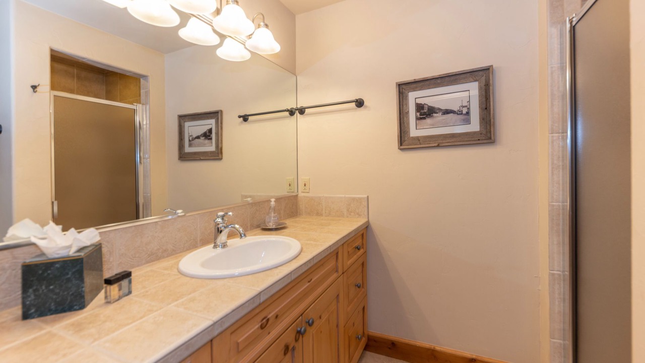 Photo of Bathroom in The Highlands