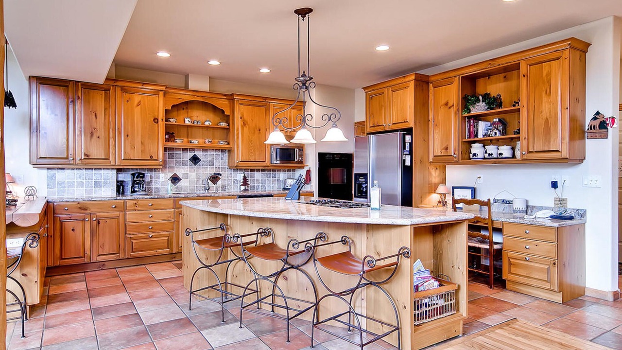 Photo of Kitchen in Warrior's Mark West