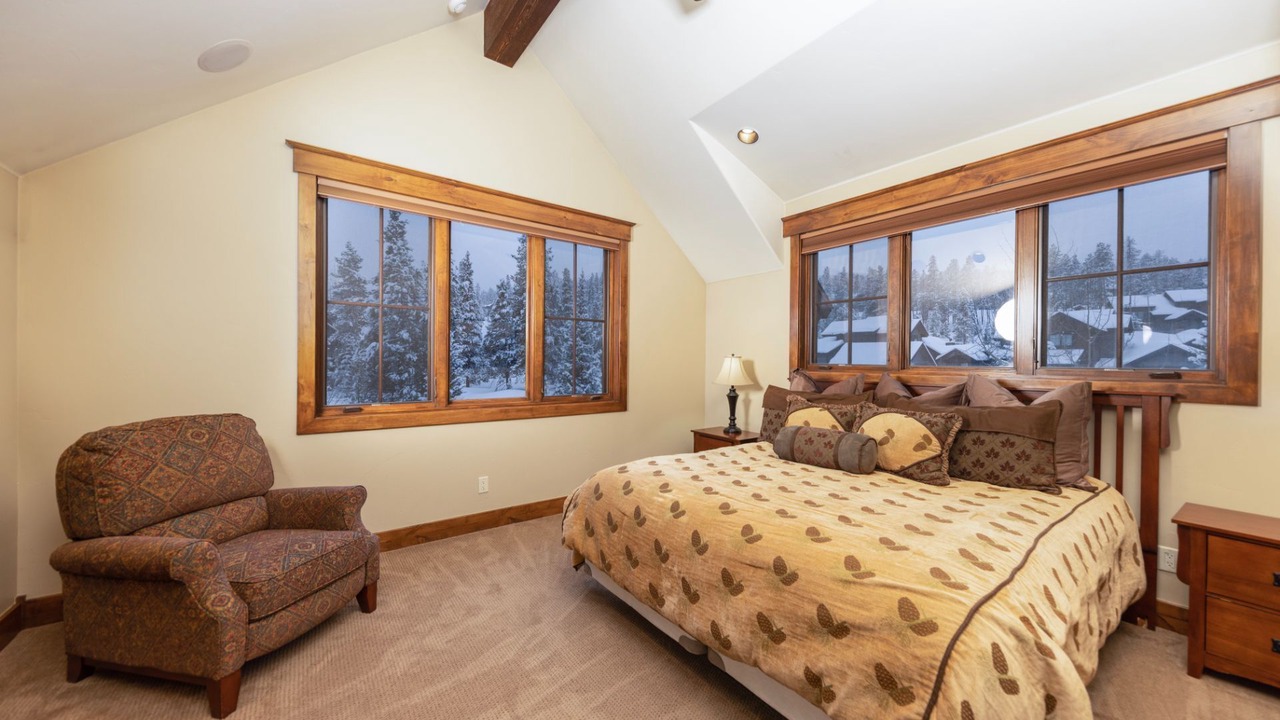 Photo of Bedroom in The Highlands
