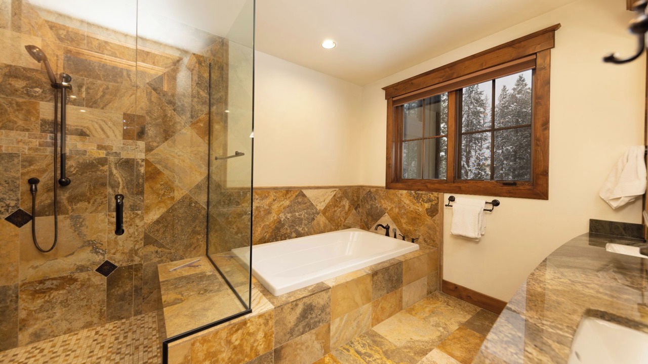 Photo of Bathroom in The Highlands