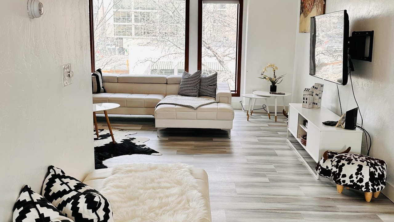 Photo of Livingroom in City Park West