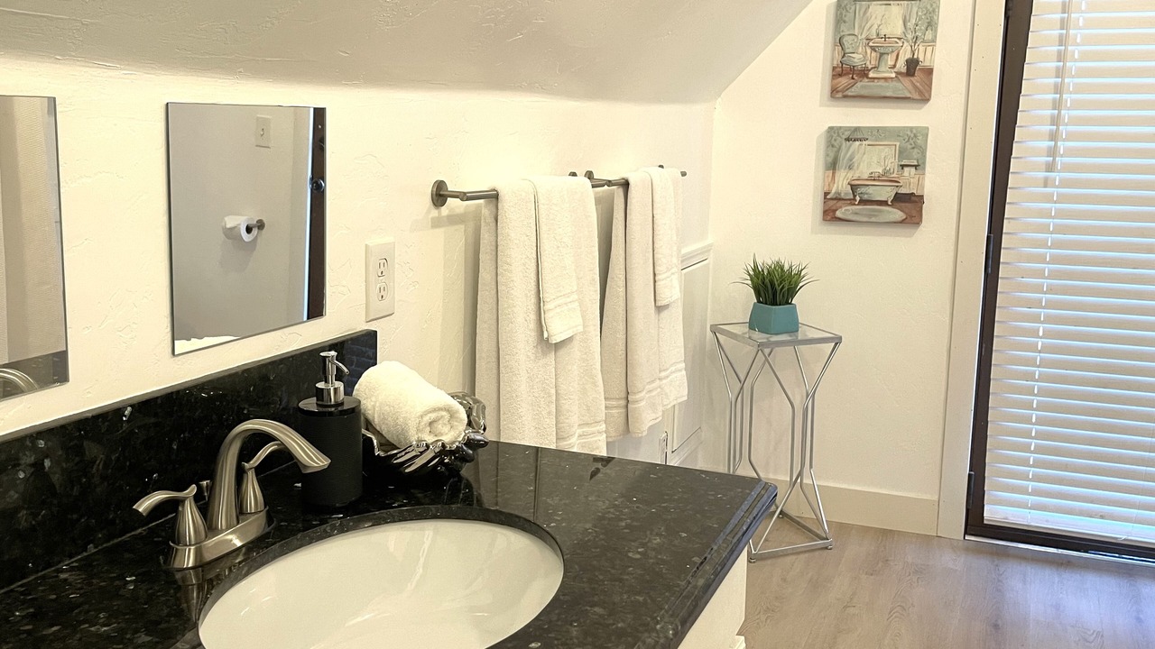 Photo of Bathroom in City Park West