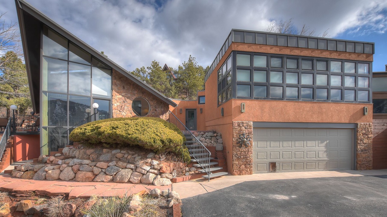 Photo of Outdoor in Manitou Springs Historic District