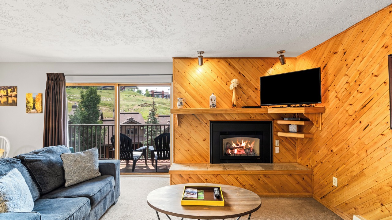 Photo of Livingroom in Steamboat Springs