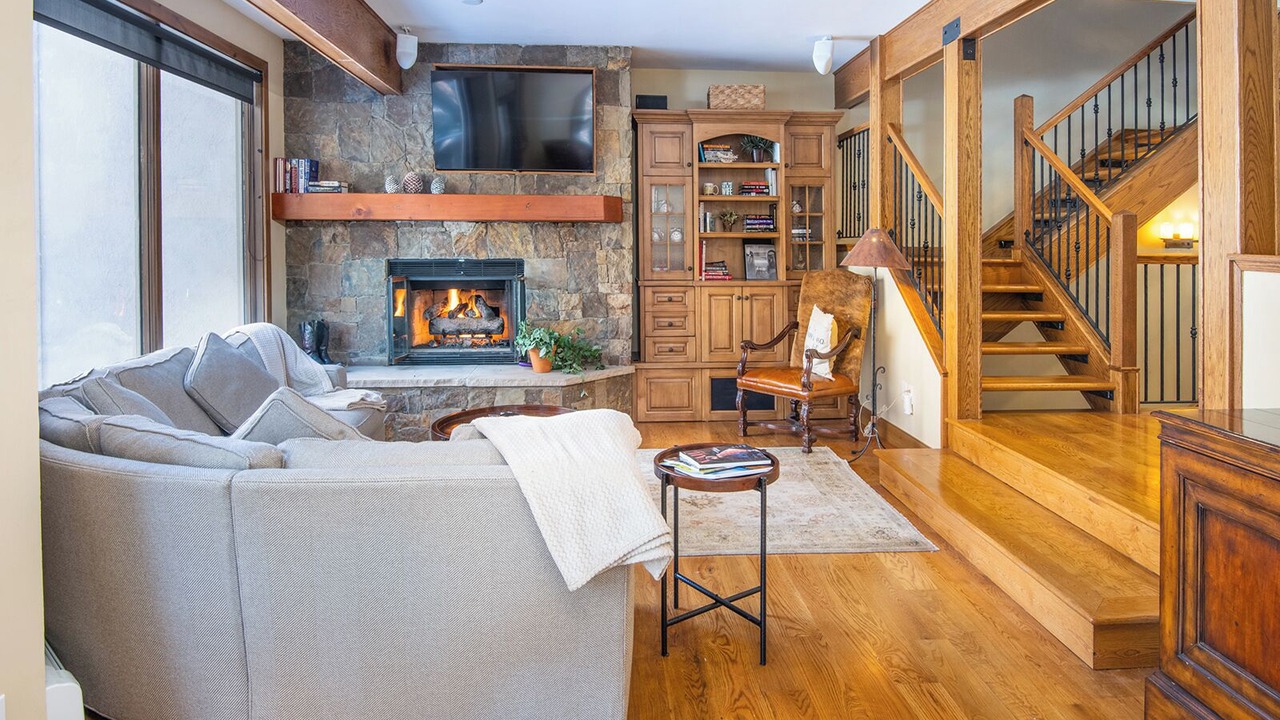 Photo of Livingroom in Vail