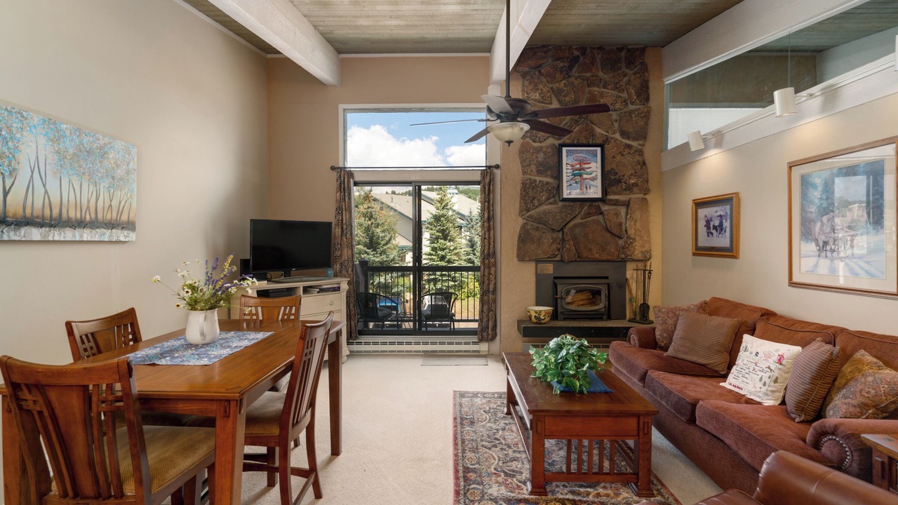 Photo of Livingroom in Steamboat Springs