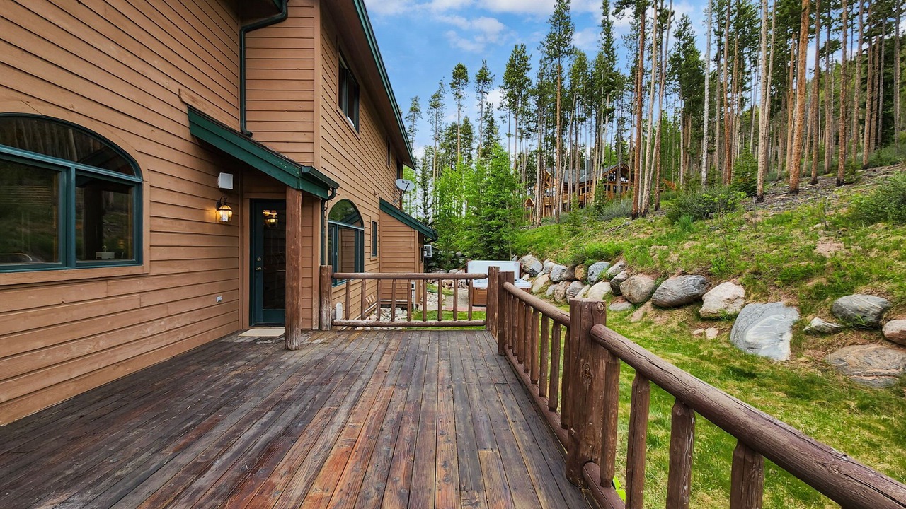 Photo of Patio Balcony in The Highlands