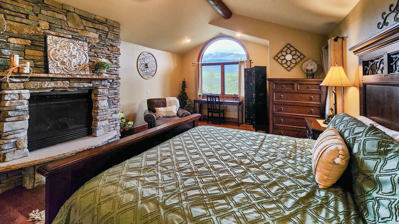 Photo of Bedroom in The Highlands