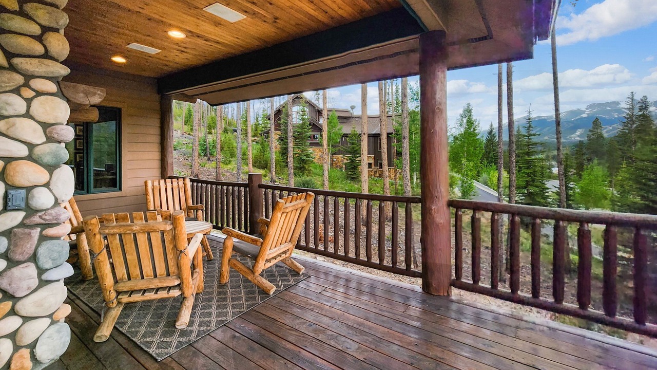 Photo of Patio Balcony in The Highlands